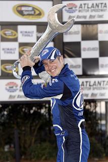 Kurt Busch wins Kobalt Tools 500