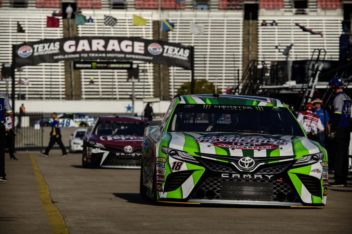 OReilly Auto Parts 500 Preview » The Pit Stall